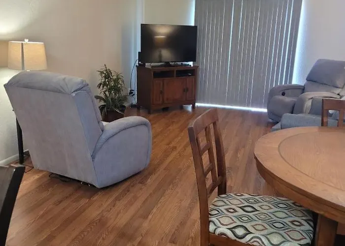 1st Floor In The Desert W/ Pool, & Bbq 4* Lake Havasu City