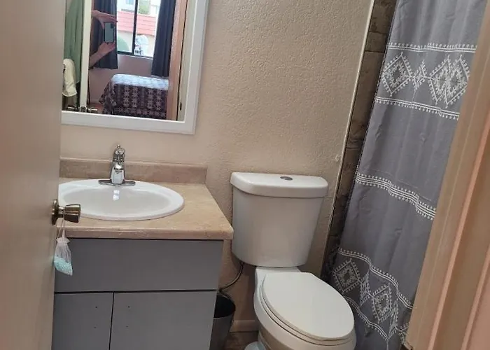Hotel apartamentowy 1st Floor In The Desert W/ Pool, & Bbq Lake Havasu City