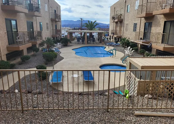 1st Floor In The Desert W/ Pool, & Bbq 4* Lake Havasu City