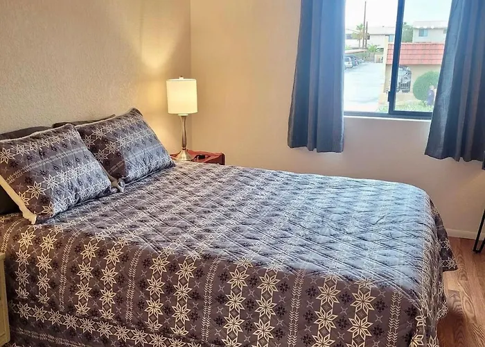 Hotel apartamentowy 1st Floor In The Desert W/ Pool, & Bbq